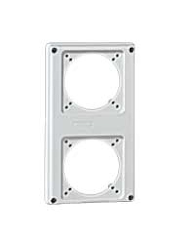 Панель лицевая Legrand 057713 в Ачинске Аксессуары для кабель-канала Pintop.ru