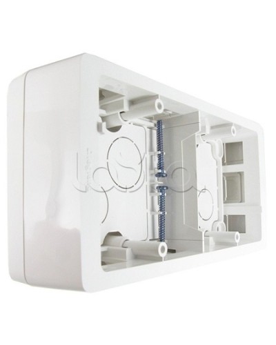 Коробка Legrand 080242 в Ачинске Распределительные коробки Pintop.ru